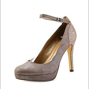 STYLE & CO CUTE HEELS 👠👠👠